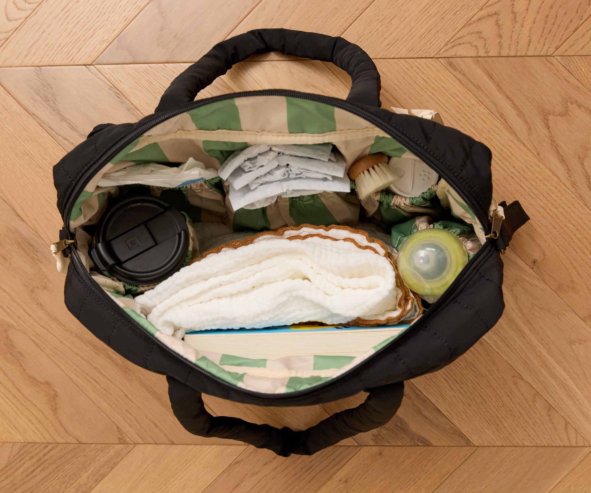 Your Guide to Packing a Baby Bag