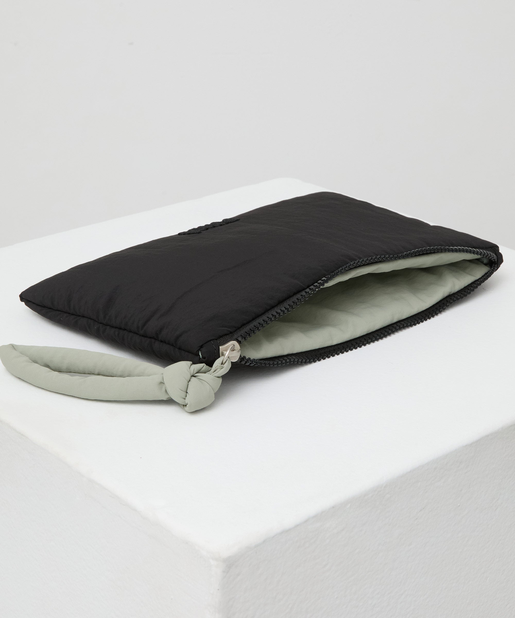 Nappy Wallet - Licorice Black